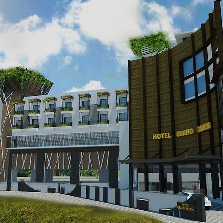 Hotel Grand Baron Taiping Exteriör bild