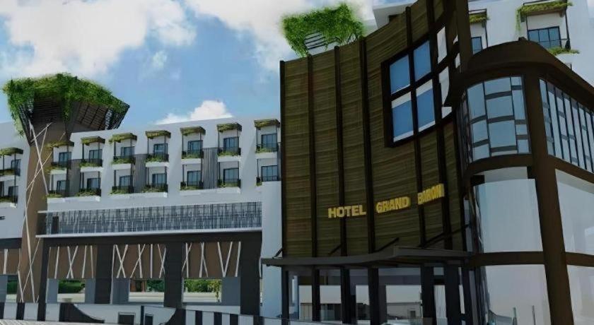 Hotel Grand Baron Taiping Exteriör bild